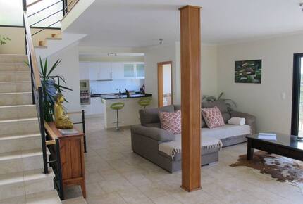 Clifftop Elegance with Endless Sea Views - Calheta, Portugal