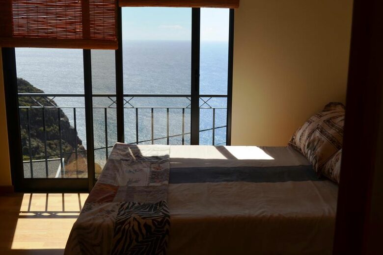 Clifftop Elegance with Endless Sea Views - Calheta, Portugal