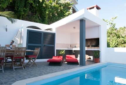 Clifftop Elegance with Endless Sea Views - Calheta, Portugal