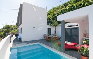 Clifftop Elegance with Endless Sea Views - Calheta, Portugal