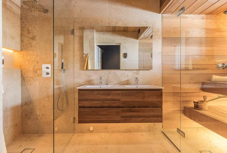 Refined Alpine Apartment in Scenic Björnen - Åre, Sweden