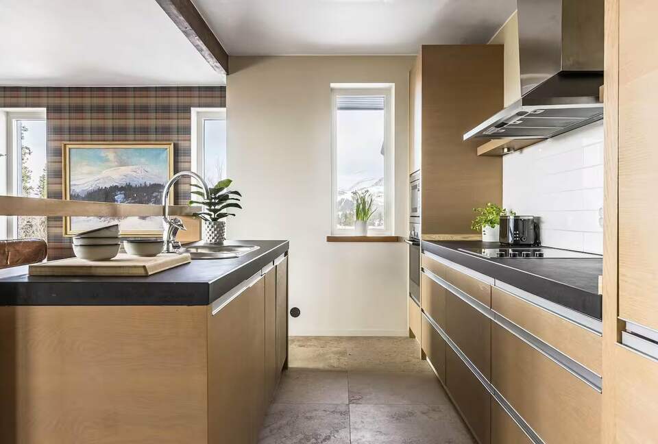 Refined Alpine Apartment in Scenic Björnen - Åre, Sweden