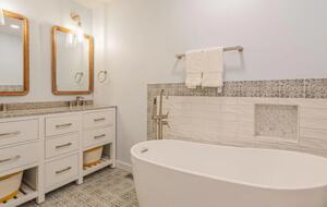 Bethany Breeze Retreat - Bethany Beach, Delaware