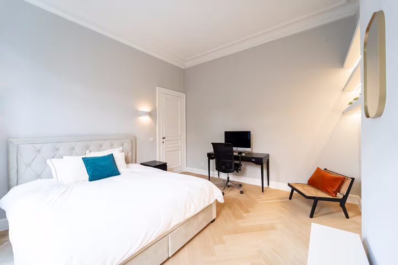 Elegant Heritage Home with Private Zen Garden - Antwerp, Belgium