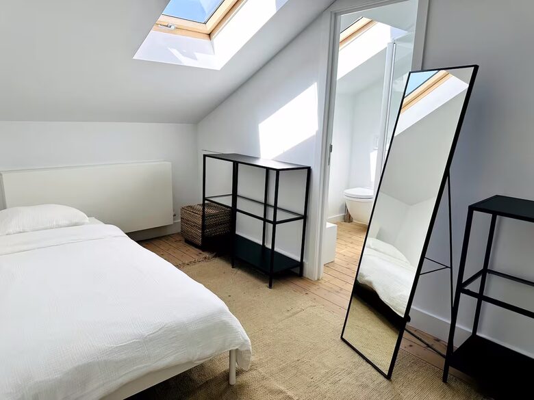 Elegant Heritage Home with Private Zen Garden - Antwerp, Belgium