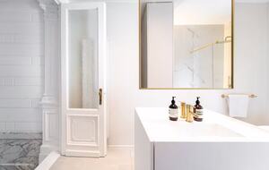 Elegant Heritage Home with Private Zen Garden - Antwerp, Belgium