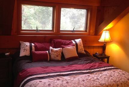 Husum Hideaway - Husum, Washington