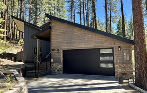 Modern Alpine Chalet Walkable to Heavenly - South Lake Tahoe, California
