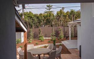 La Jolla Coastal Retreat Near Windansea Beach - La Jolla, California