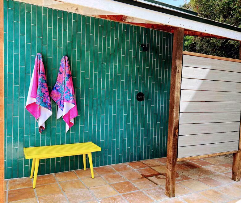 La Jolla Coastal Retreat Near Windansea Beach - La Jolla, California