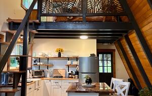 Spring-Fed Serenity | Off-Grid Luxury on the Hāmākua Coast - Hakalau, Hawaii