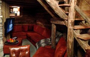 Alpine Haven with Panoramic Matterhorn Views - Cuneaz, Ayas, Italy