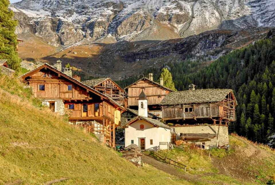 Alpine Haven with Panoramic Matterhorn Views - Cuneaz, Ayas, Italy
