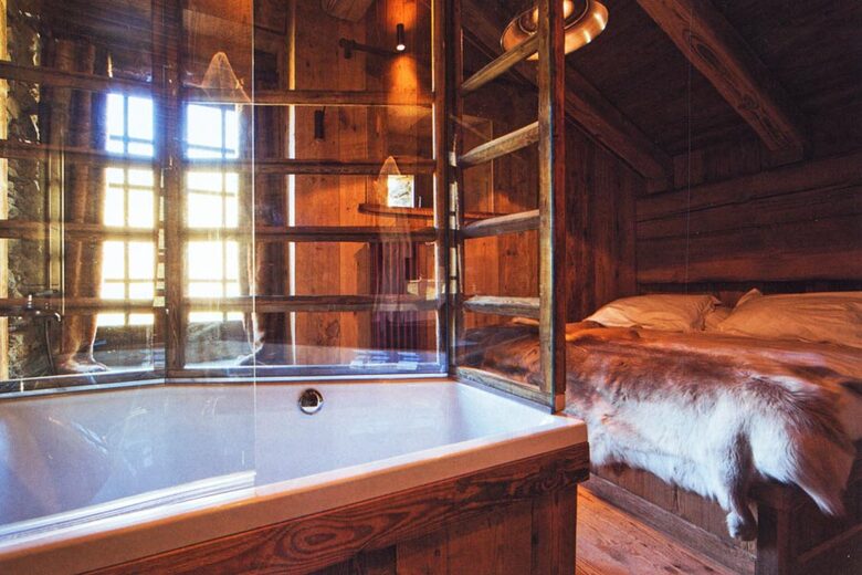 Alpine Haven with Panoramic Matterhorn Views - Cuneaz, Ayas, Italy