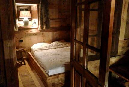 Alpine Haven with Panoramic Matterhorn Views - Cuneaz, Ayas, Italy