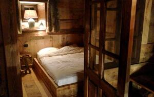 Alpine Haven with Panoramic Matterhorn Views - Cuneaz, Ayas, Italy