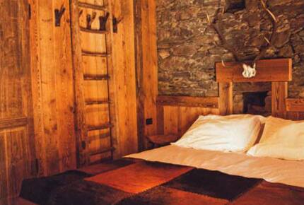 Alpine Haven with Panoramic Matterhorn Views - Cuneaz, Ayas, Italy