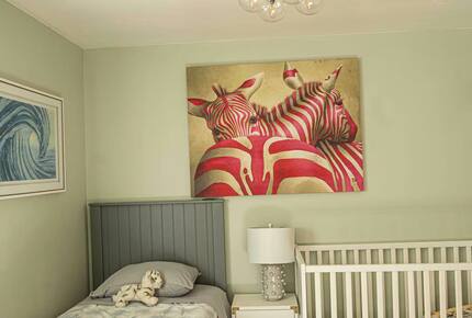 La Jolla Coastal Retreat Near Windansea Beach - La Jolla, California