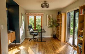 La Jolla Coastal Retreat Near Windansea Beach - La Jolla, California