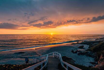 La Jolla Coastal Retreat Near Windansea Beach - La Jolla, California