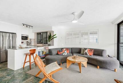 Luxury on Cylinder Beach - Point Lookout, Australia