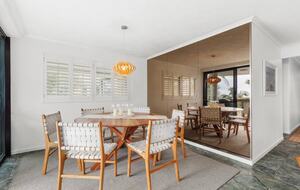 Luxury on Cylinder Beach - Point Lookout, Australia