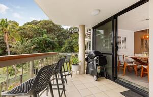 Luxury on Cylinder Beach - Point Lookout, Australia