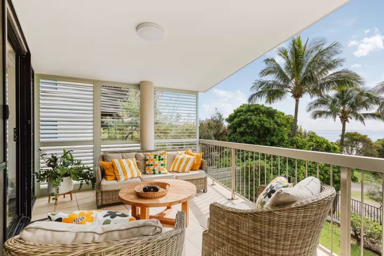 Luxury on Cylinder Beach - Point Lookout, Australia