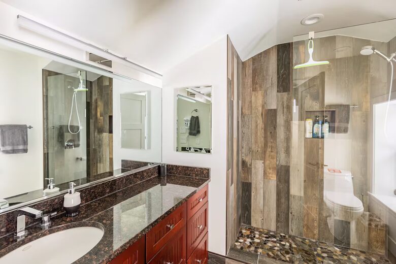 Modern Alpine Chalet Walkable to Heavenly - South Lake Tahoe, California