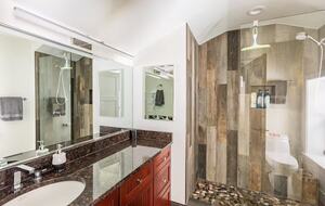 Modern Alpine Chalet Walkable to Heavenly - South Lake Tahoe, California