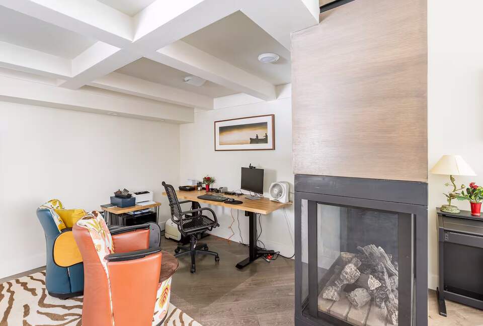 Modern Alpine Chalet Walkable to Heavenly - South Lake Tahoe, California