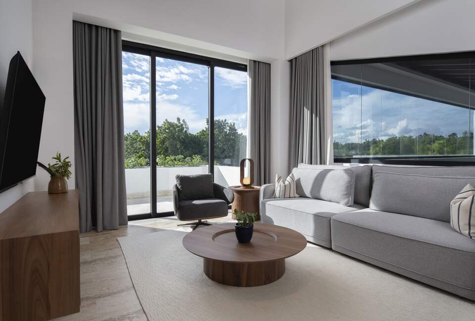 Modern Caribbean Retreat Near Polo Fields - La Romana, Dominican Republic