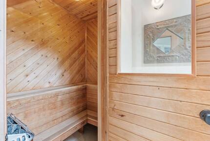 Lake-Country Home for Ski Days, Hikes & Indoor Hot Tub Relaxation - Laconia, New Hampshire