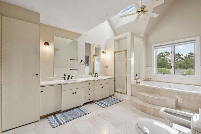 Lake-Country Home for Ski Days, Hikes & Indoor Hot Tub Relaxation - Laconia, New Hampshire