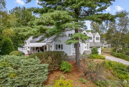 Lake-Country Home for Ski Days, Hikes & Indoor Hot Tub Relaxation - Laconia, New Hampshire