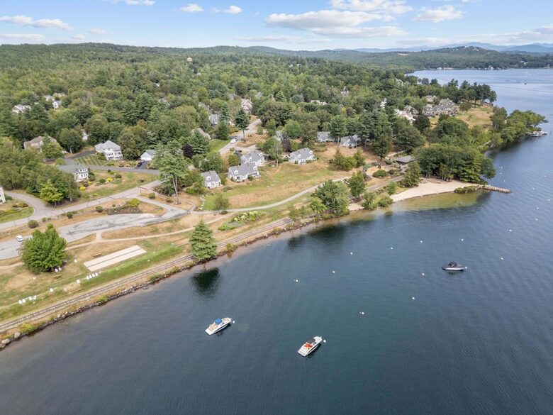 Lake-Country Home for Ski Days, Hikes & Indoor Hot Tub Relaxation - Laconia, New Hampshire
