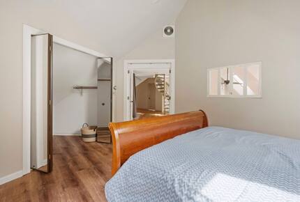 Lake-Country Home for Ski Days, Hikes & Indoor Hot Tub Relaxation - Laconia, New Hampshire