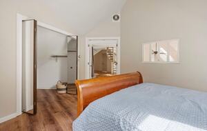 Lake-Country Home for Ski Days, Hikes & Indoor Hot Tub Relaxation - Laconia, New Hampshire