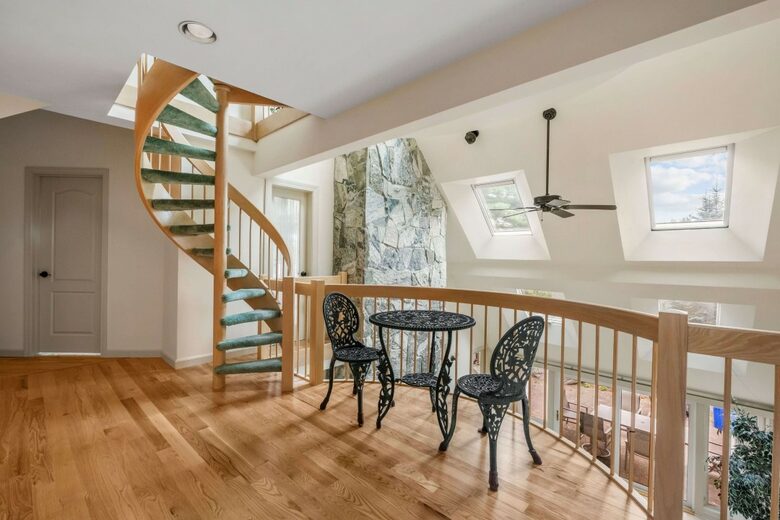 Lake-Country Home for Ski Days, Hikes & Indoor Hot Tub Relaxation - Laconia, New Hampshire