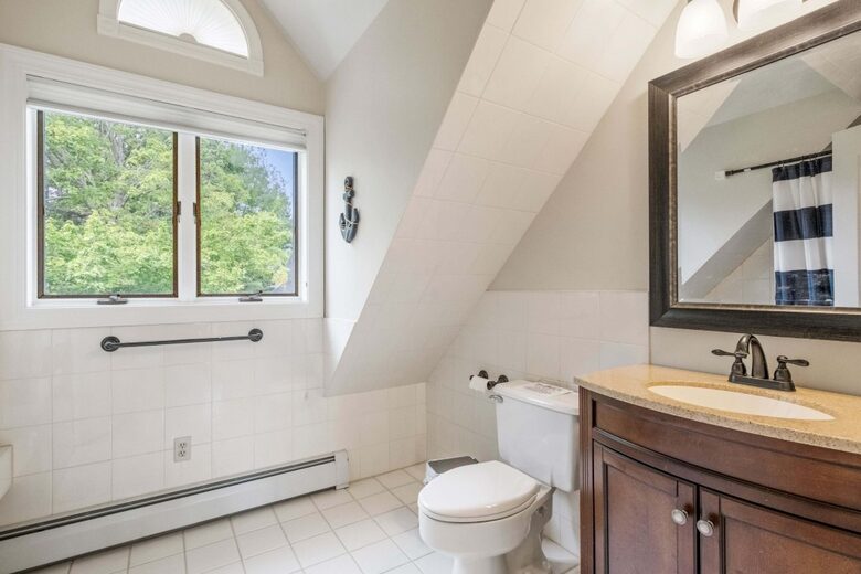 Lake-Country Home for Ski Days, Hikes & Indoor Hot Tub Relaxation - Laconia, New Hampshire