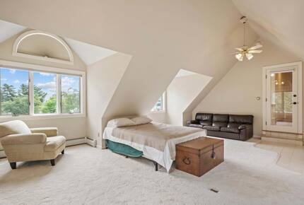 Lake-Country Home for Ski Days, Hikes & Indoor Hot Tub Relaxation - Laconia, New Hampshire