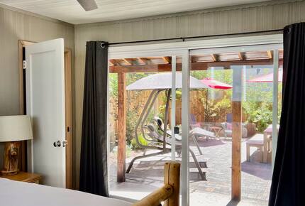 Walk-to-Heavenly Alpine Cabin - South Lake Tahoe, California