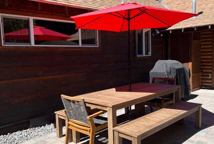 Walk-to-Heavenly Alpine Cabin - South Lake Tahoe, California