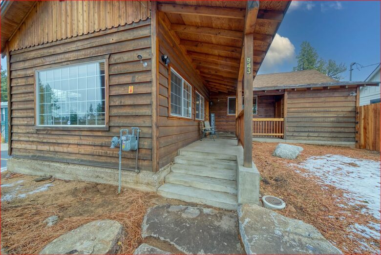 Walk-to-Heavenly Alpine Cabin - South Lake Tahoe, California