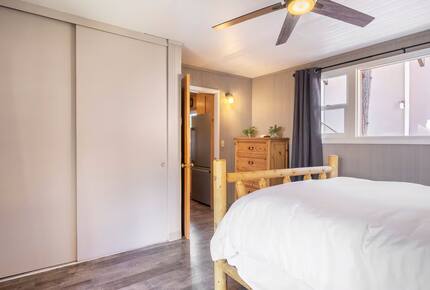 Walk-to-Heavenly Alpine Cabin - South Lake Tahoe, California