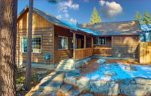 Walk-to-Heavenly Alpine Cabin - South Lake Tahoe, California