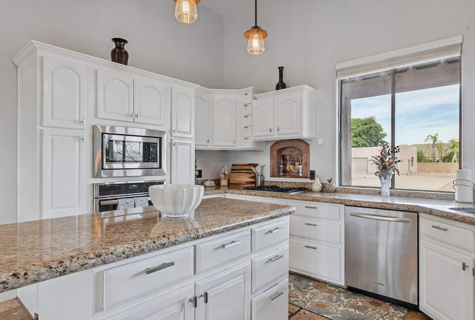 Luxury Desert Ranch Oasis Retreat - Phoenix, Arizona