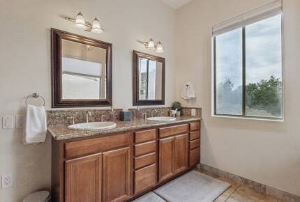 Luxury Desert Ranch Oasis Retreat - Phoenix, Arizona