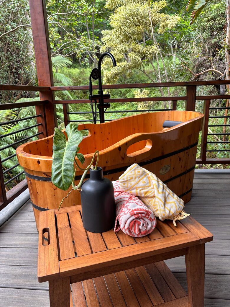 Spring-Fed Serenity | Off-Grid Luxury on the Hāmākua Coast - Hakalau, Hawaii