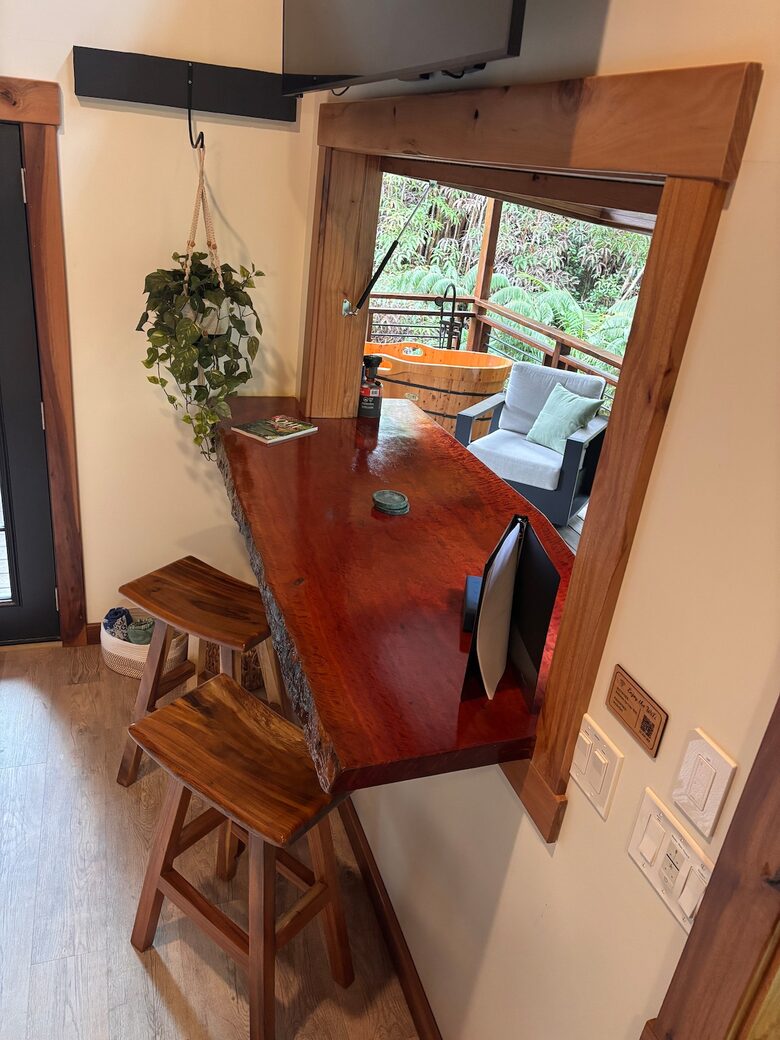 Spring-Fed Serenity | Off-Grid Luxury on the Hāmākua Coast - Hakalau, Hawaii